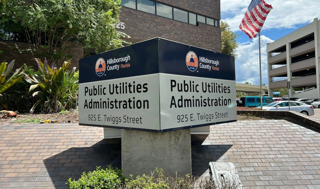 Durable metal monument signs for government and public offices in Tampa, FL. Enhance visibility with custom-designed signage