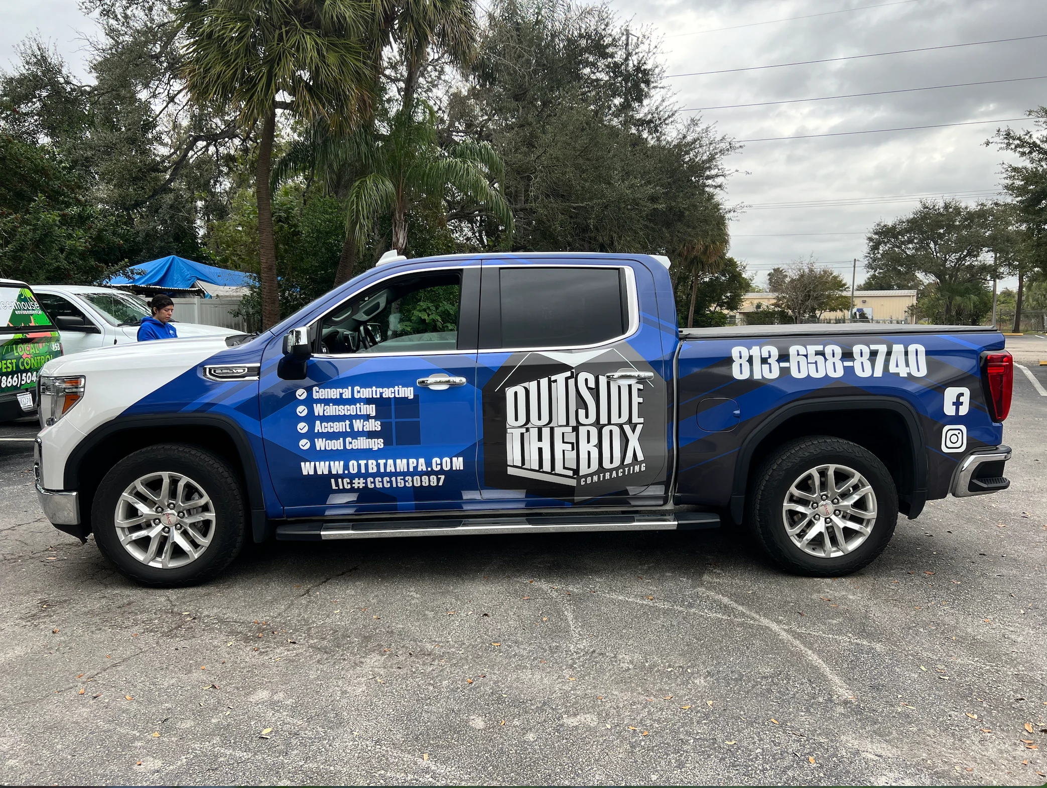 Unveiling the Power of Vehicle Fleet Wraps in Tampa, Florida